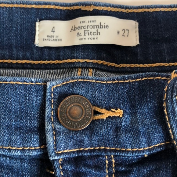 Abercrombie & Fitch Jean Shorts Size 4/ W 27 - Picture 2 of 6